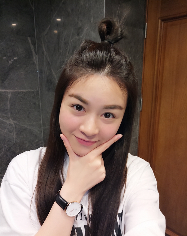 苹果味的第一张照片--石家庄相亲服务中心