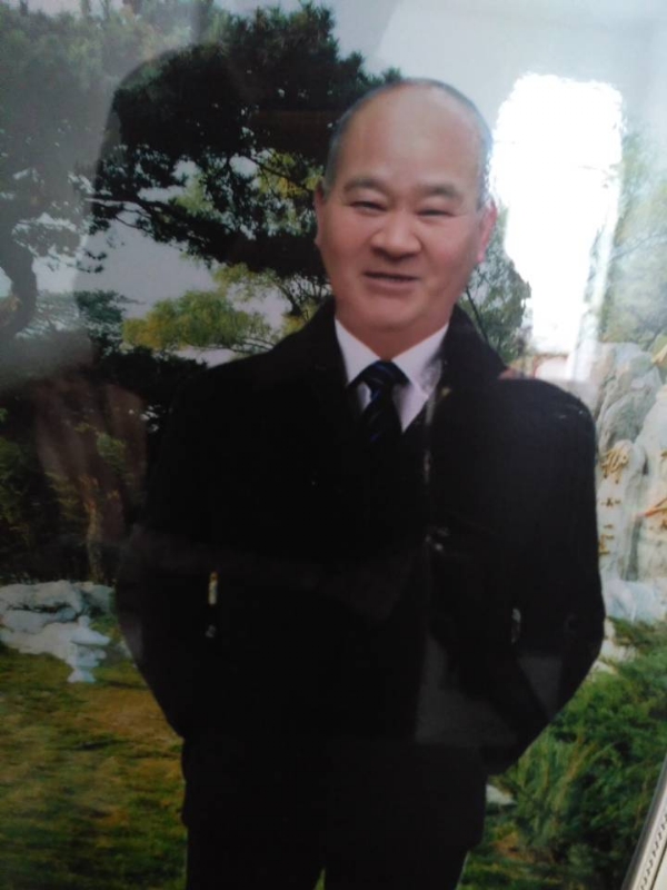 老方丈的第一张照片--石家庄相亲服务中心