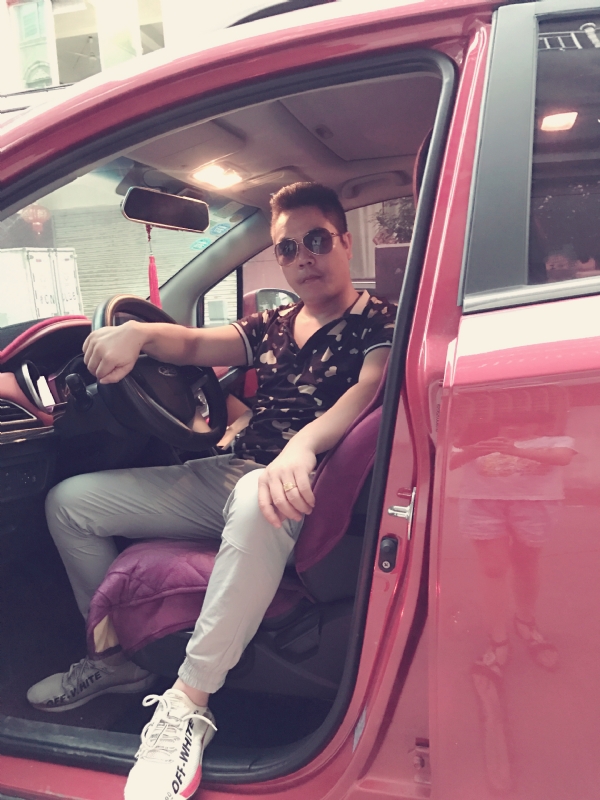 浩的第一张照片--石家庄相亲服务中心