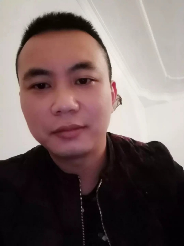 喜闻香气的第一张照片--石家庄相亲服务中心