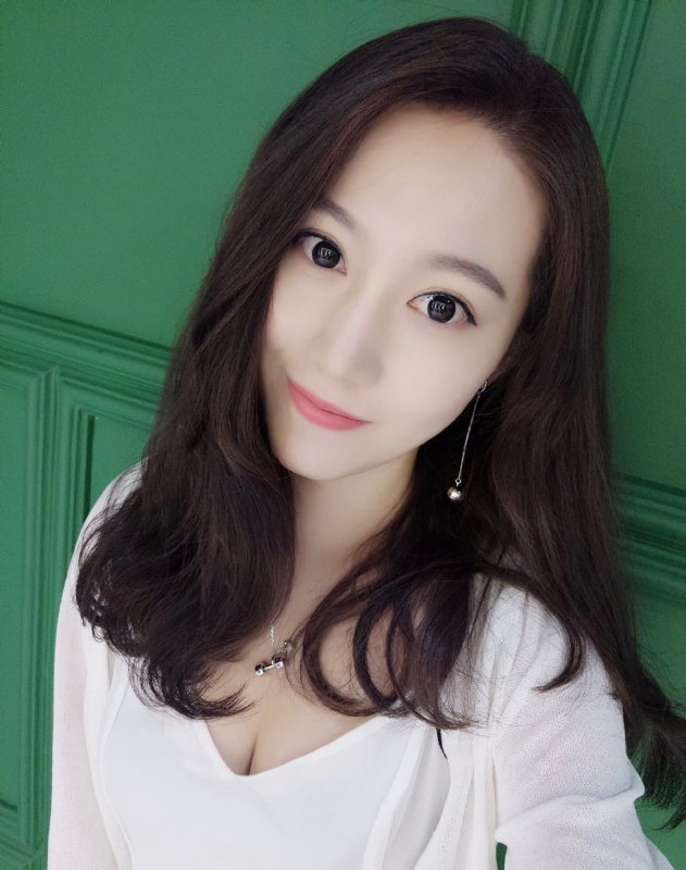 Li的第一张照片--石家庄相亲服务中心