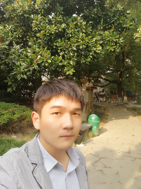 暂时的第一张照片--石家庄相亲服务中心