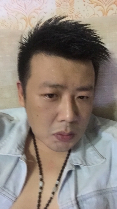 沐浴阳光的第一张照片--石家庄相亲服务中心