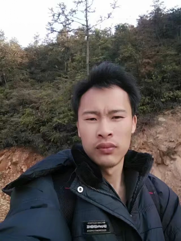 高富帅的第一张照片--石家庄相亲服务中心