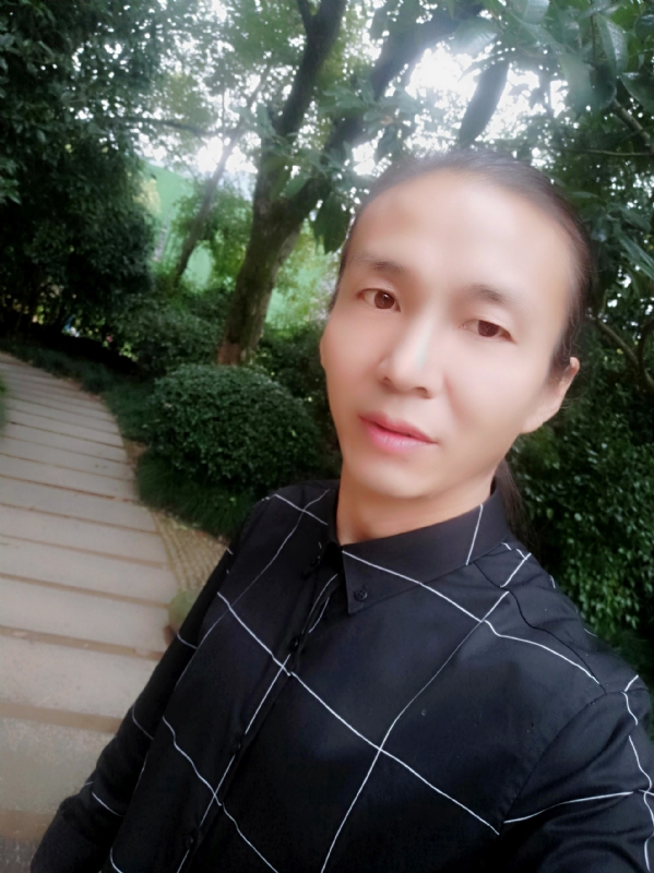 北方的狼的第一张照片--石家庄相亲服务中心