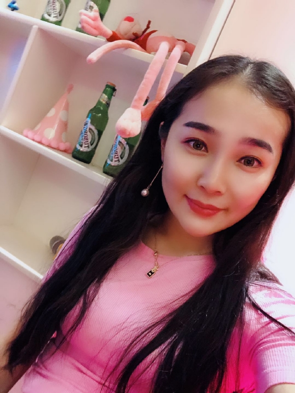 李雨菲的第一张照片--石家庄相亲服务中心