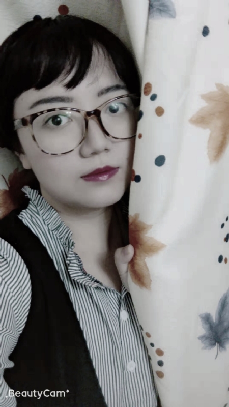 微风细雨的第一张照片--石家庄相亲服务中心