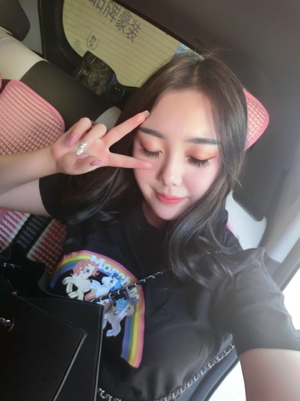 佳怡的第四张照片--石家庄相亲服务中心