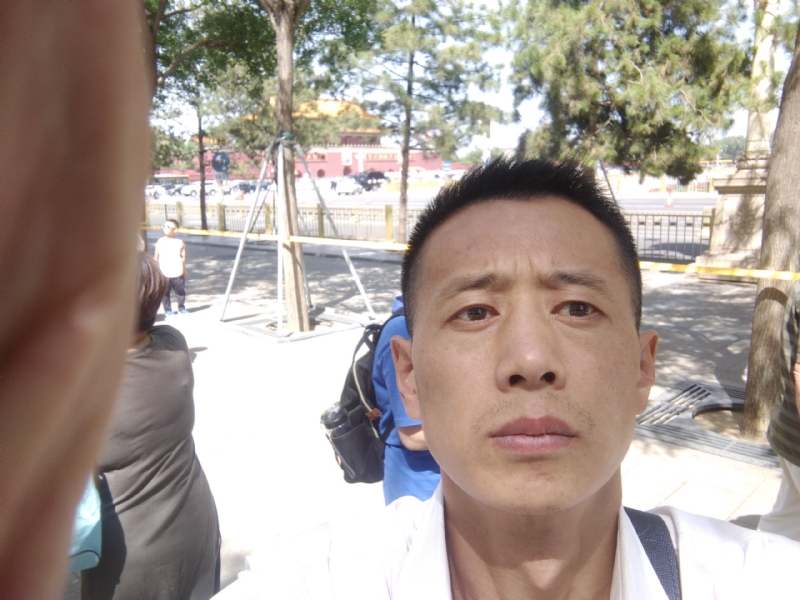 刘红兵的第一张照片--石家庄相亲服务中心