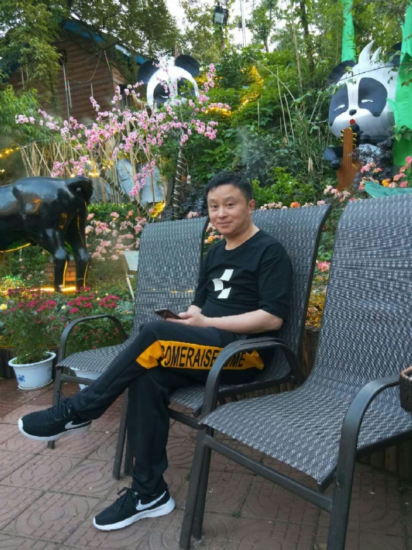 想家的第一张照片--石家庄相亲服务中心