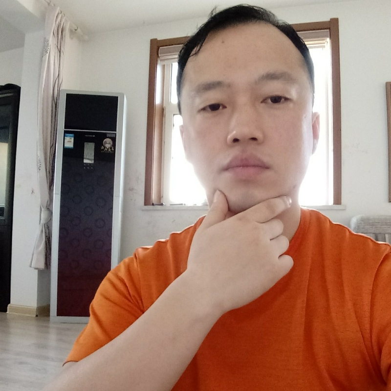 爱热闹的人的第一张照片--石家庄相亲服务中心