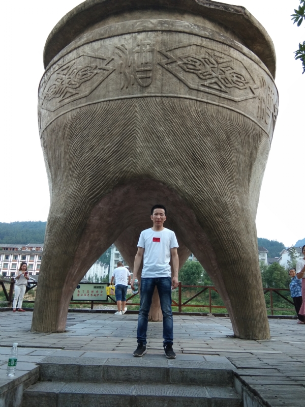 致青春的第一张照片--石家庄相亲服务中心