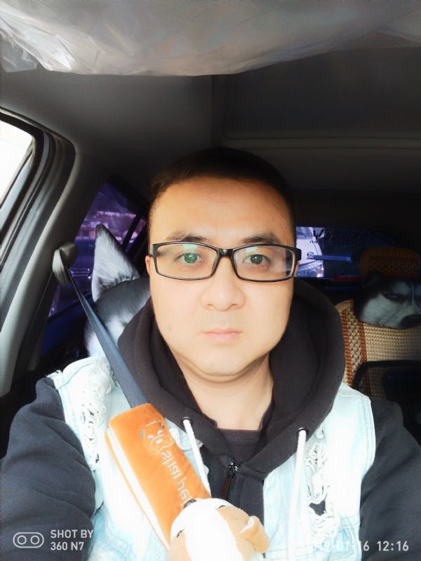 香烟最懂男人心的第一张照片--石家庄相亲服务中心