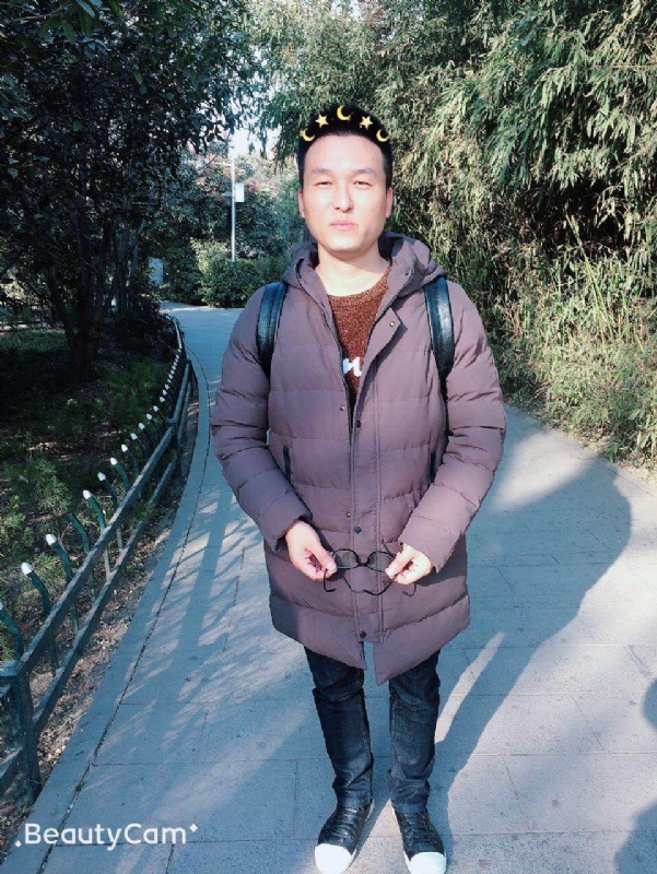 马儿的第一张照片--石家庄相亲服务中心