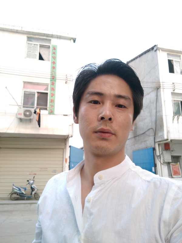 峰哥的第一张照片--石家庄相亲服务中心