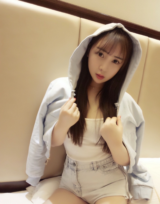 琪琪的第一张照片--石家庄相亲服务中心