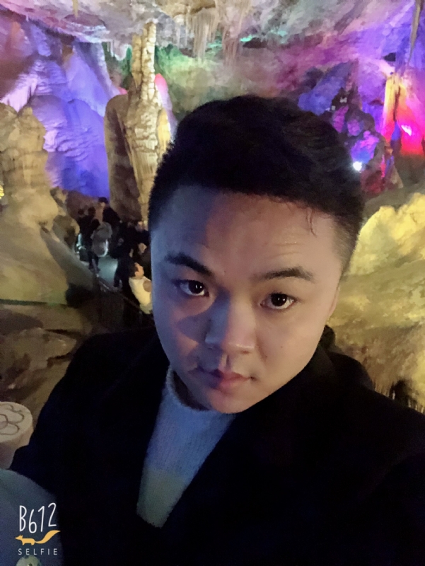 奔跑的五花肉的第一张照片--石家庄相亲服务中心