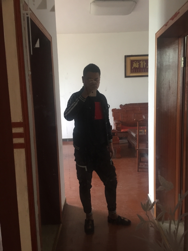 MC无所畏惧的第一张照片--石家庄相亲服务中心