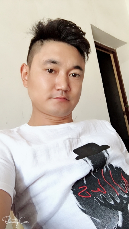 yang的第一张照片--石家庄相亲服务中心