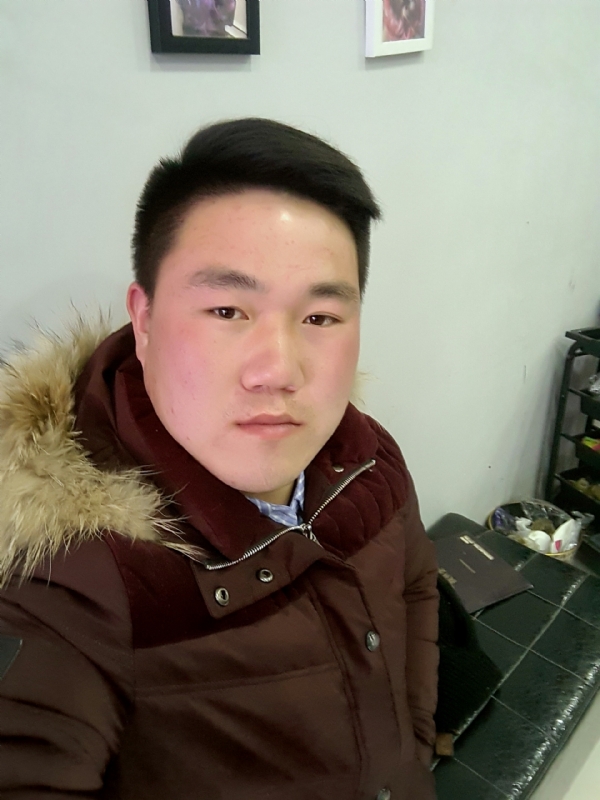 小飞的第一张照片--石家庄相亲服务中心