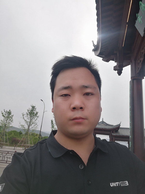 微笑的第一张照片--石家庄相亲服务中心