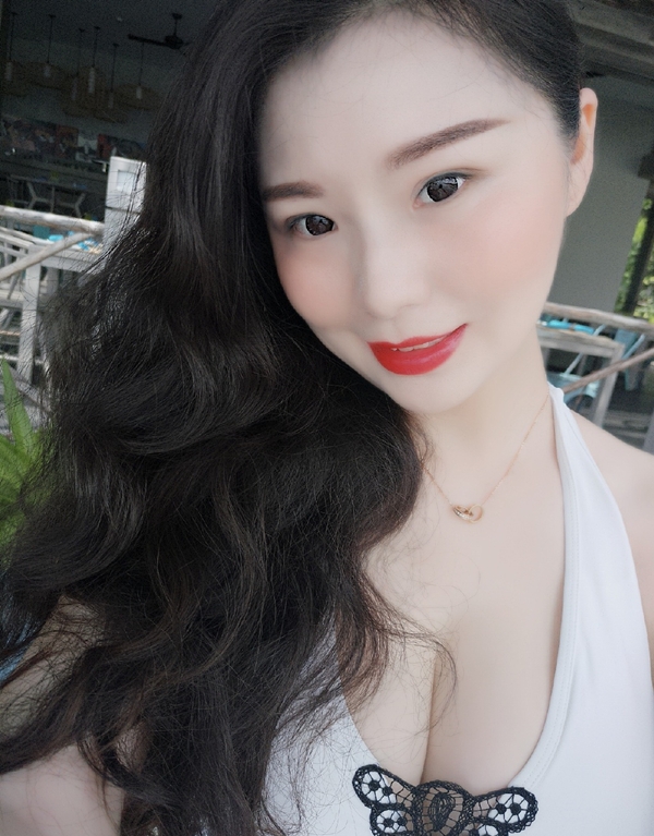 yoyo的第一张照片--石家庄相亲服务中心