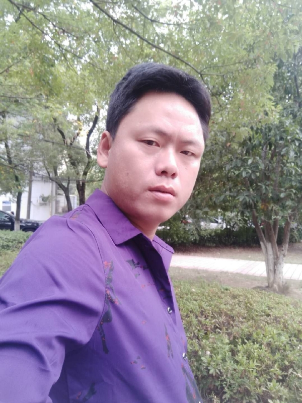 黄龙飞的第一张照片--石家庄相亲服务中心