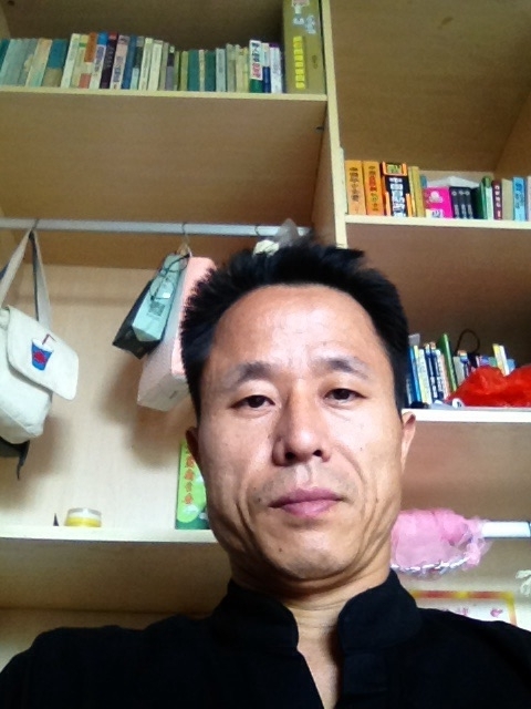 龙三少的第一张照片--石家庄相亲服务中心