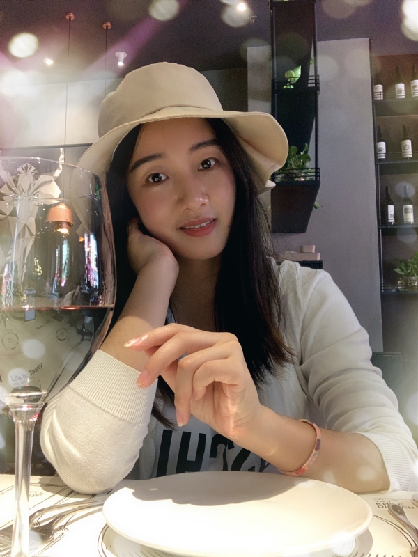 Daisy的第一张照片--石家庄相亲服务中心