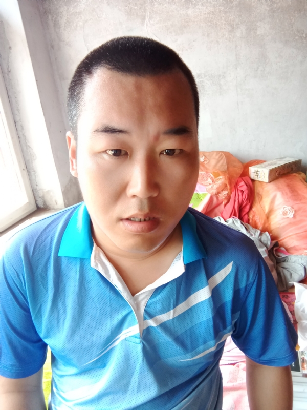 灰太狼的第一张照片--石家庄相亲服务中心