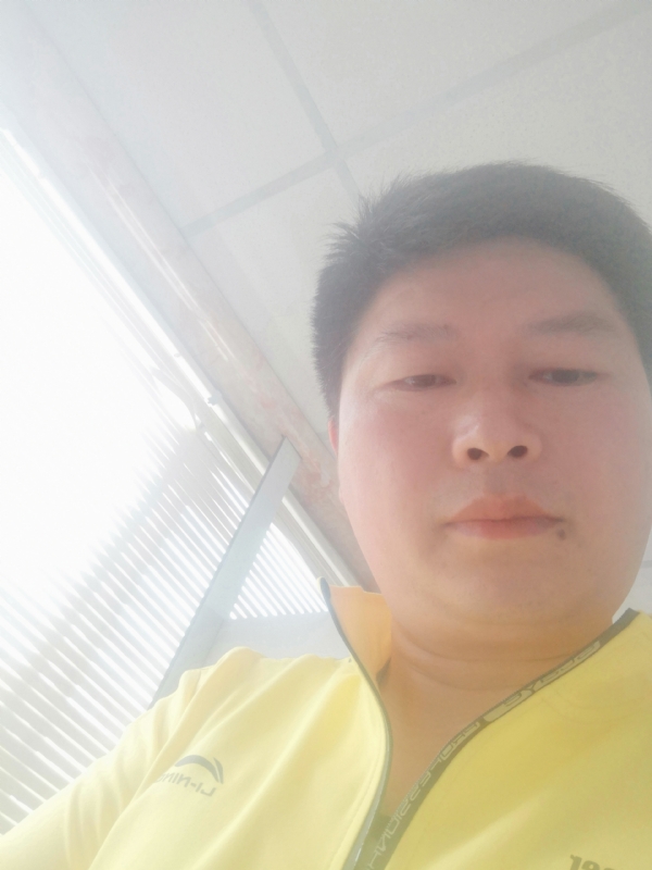 山男的第一张照片--石家庄相亲服务中心