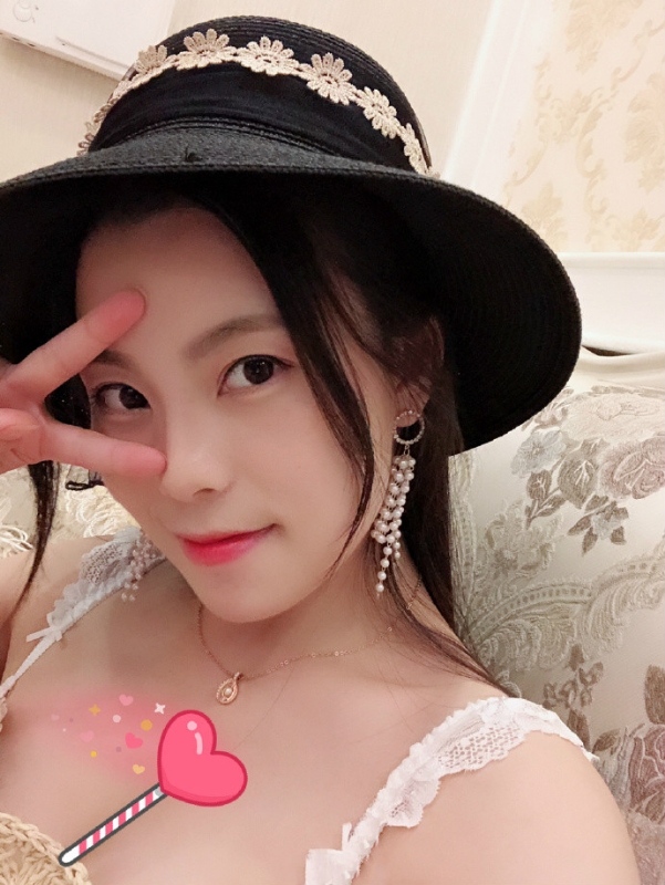 晓佩的第一张照片--石家庄相亲服务中心