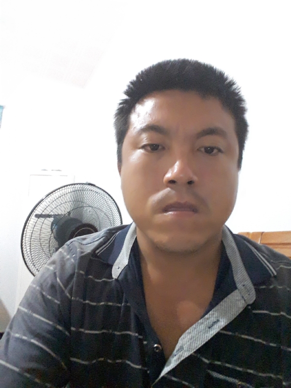 孤独的人的第一张照片--石家庄相亲服务中心