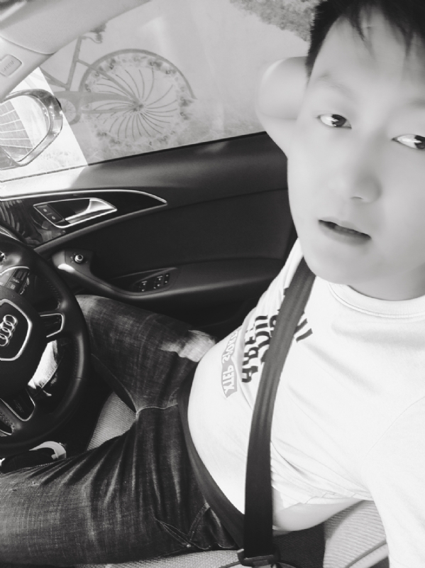 意中人的第一张照片--石家庄相亲服务中心