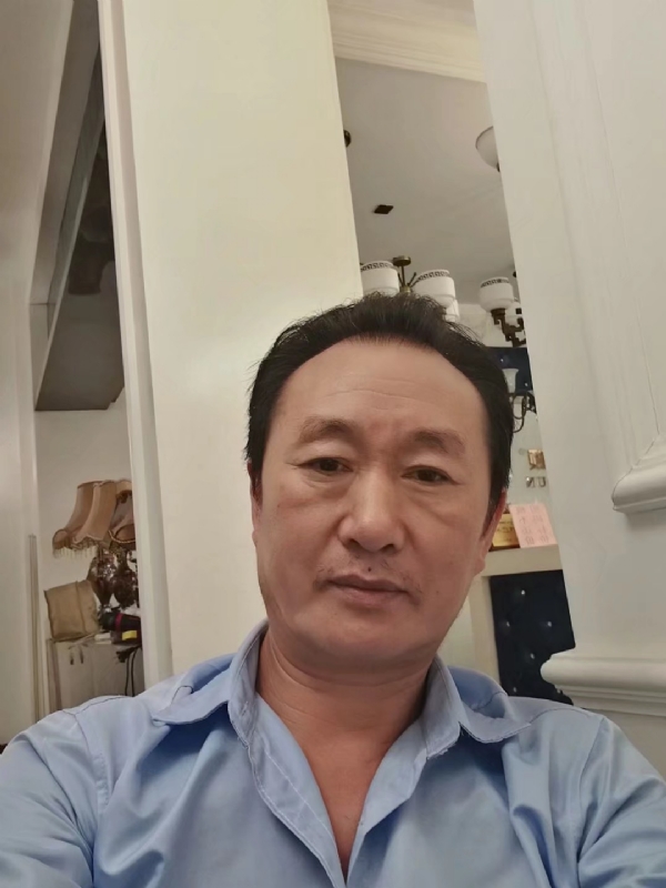 青松的第一张照片--石家庄相亲服务中心