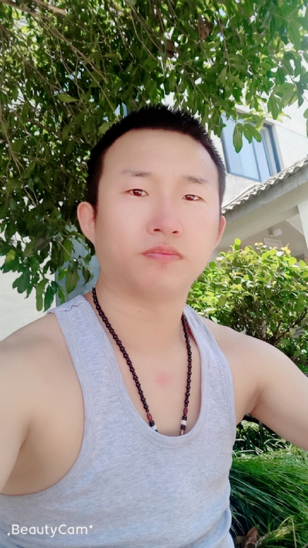 系咯在的第一张照片--石家庄相亲服务中心