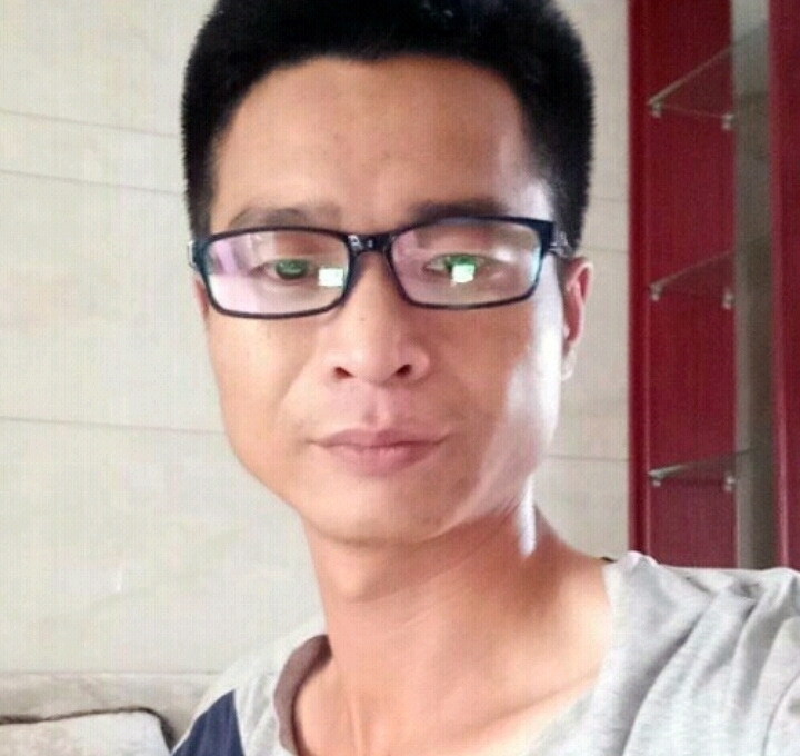 宜兴老鼠的第二张照片--石家庄相亲服务中心