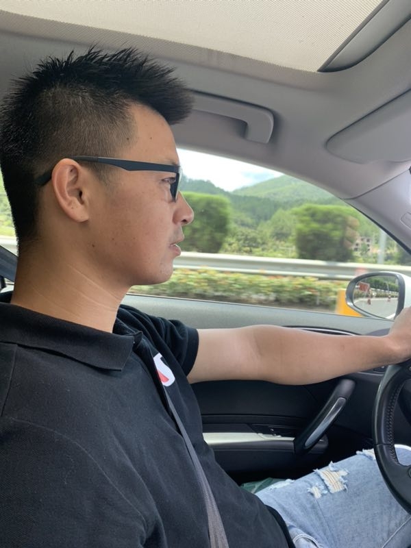 浪漫益友的第一张照片--石家庄相亲服务中心