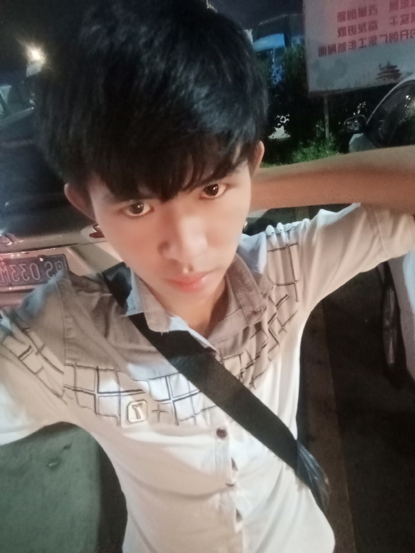 杨哥的第一张照片--石家庄相亲服务中心