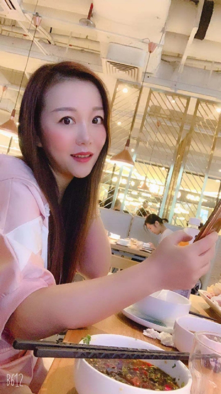 蔷薇的第一张照片--石家庄相亲服务中心