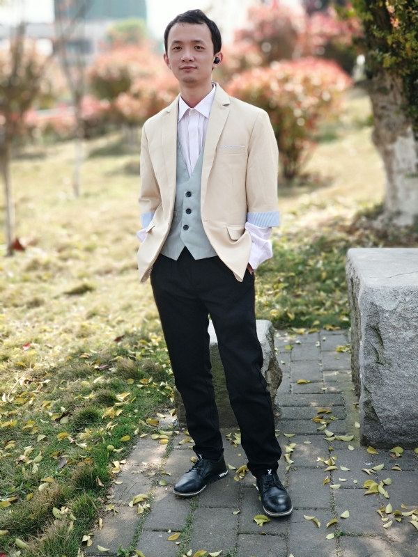 四叶草的第一张照片--石家庄相亲服务中心