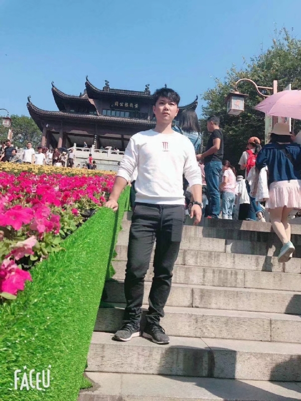 坦然的第二张照片--石家庄相亲服务中心