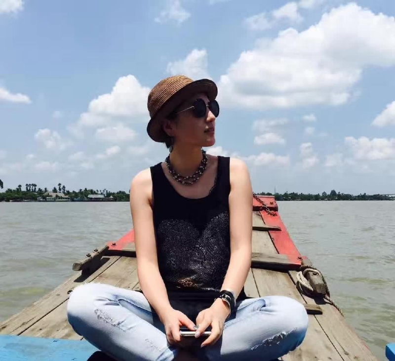 清秋的第一张照片--石家庄相亲服务中心