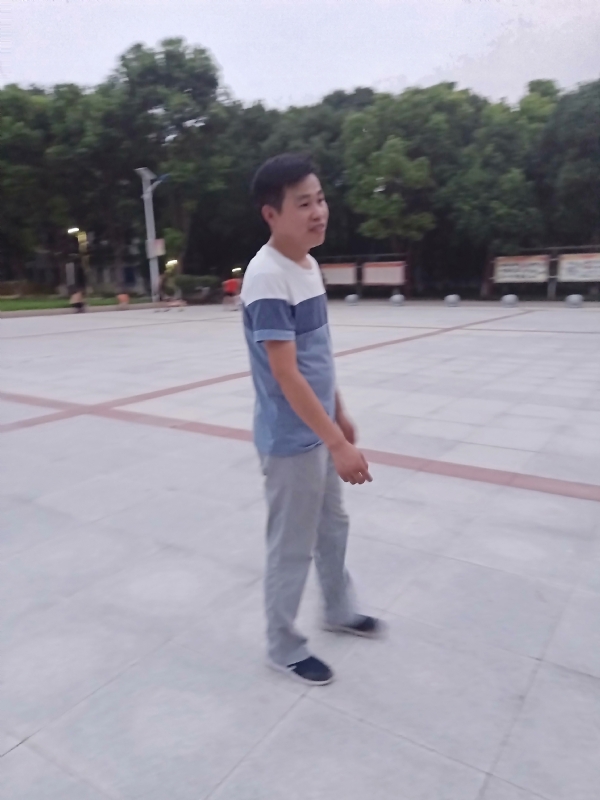 一笑的第一张照片--石家庄相亲服务中心