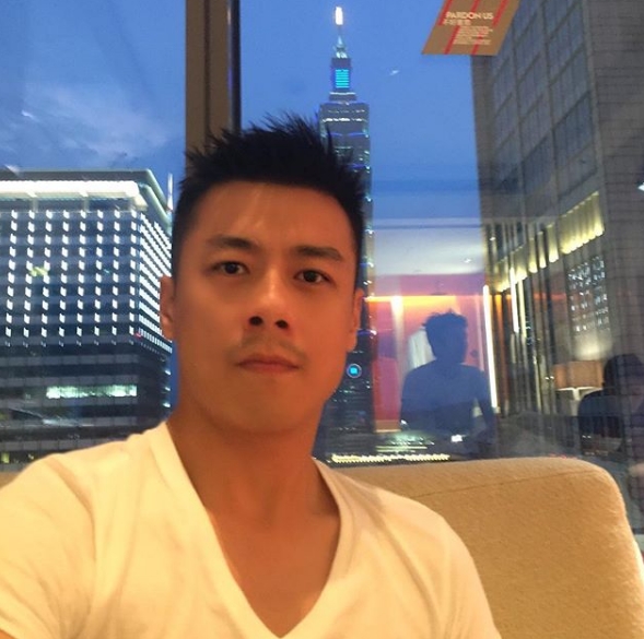 zhanglun的第一张照片--石家庄相亲服务中心