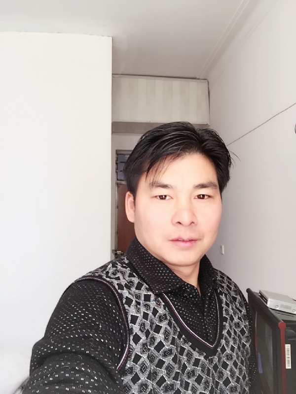 清风的第一张照片--石家庄相亲服务中心