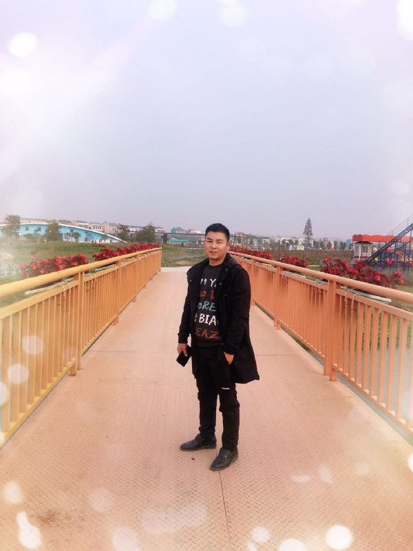 清风的第二张照片--石家庄相亲服务中心