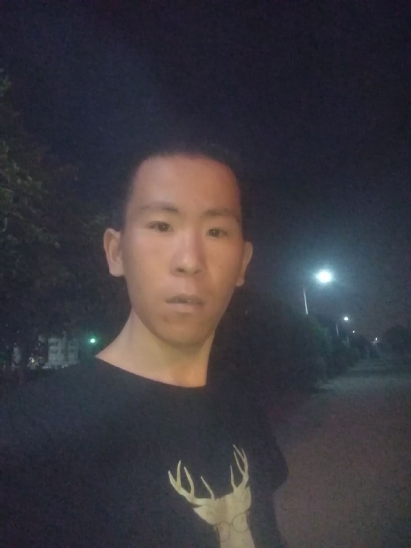 俞凯斌的第一张照片--石家庄相亲服务中心