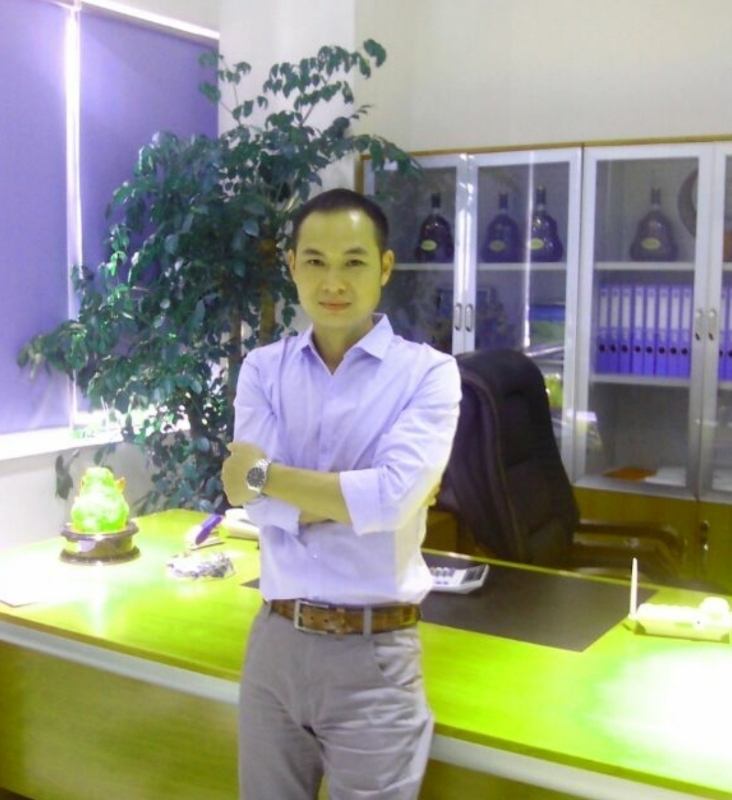 风中劲草的第一张照片--石家庄相亲服务中心