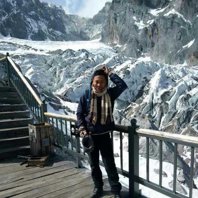 眯眯的第一张照片--石家庄相亲服务中心